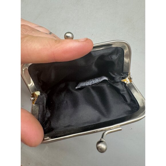 wilsons leather maxima Bulldog Face Genuine Leather Coin Purse With Keychain REA - Picture 6 of 7